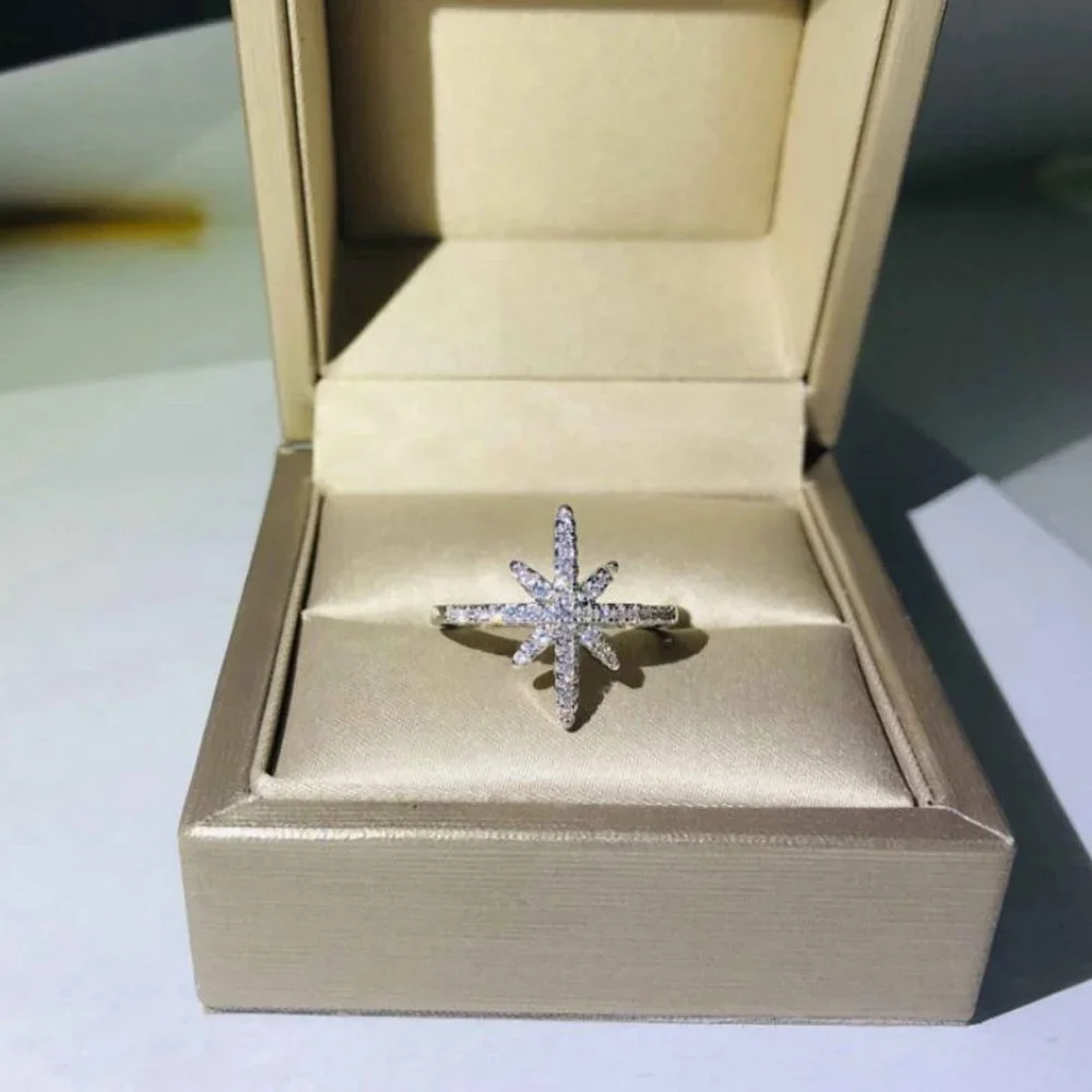 *NEW 18K White Gold Diamond Shooting Star Ring - Picture 6 of 7